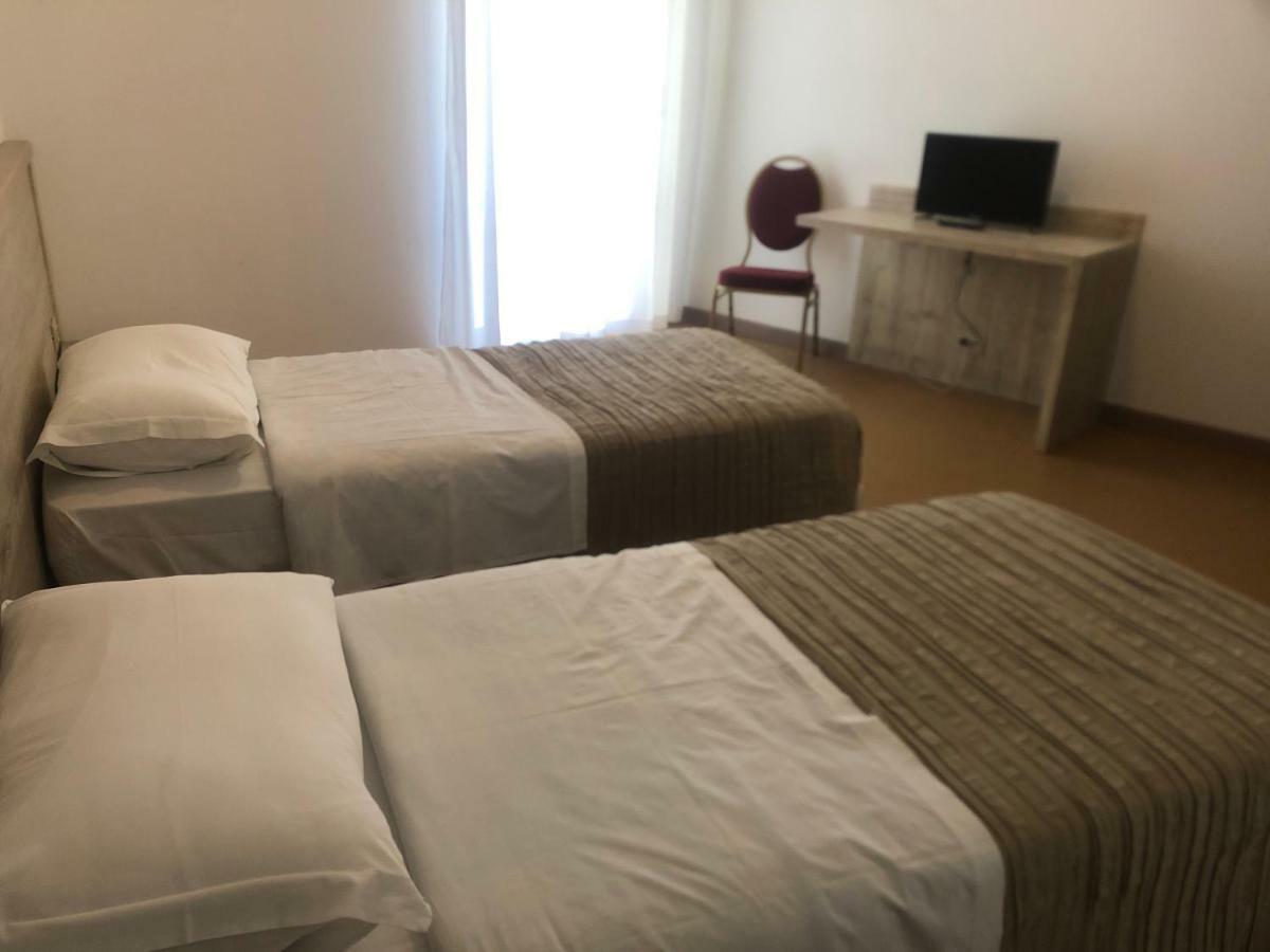 Albergo Ristorante Casabianca San Vito al Torre Dış mekan fotoğraf
